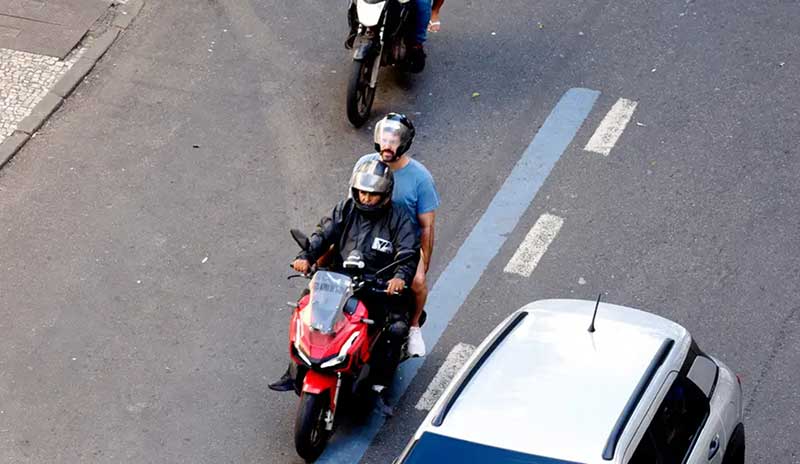 Transporte de passageiros concentra 58% dessas pessoas.