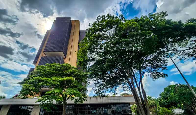 Comitê projeta inflação mais perto do centro da meta no fim de 2026