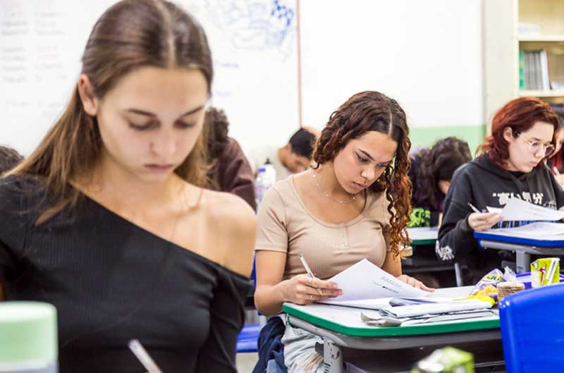 Vagas são para a USP, Unesp, Unicamp e Fatecs no primeiro semestre e para novas turmas da Univesp e das Fatecs no segundo semestre de 2026