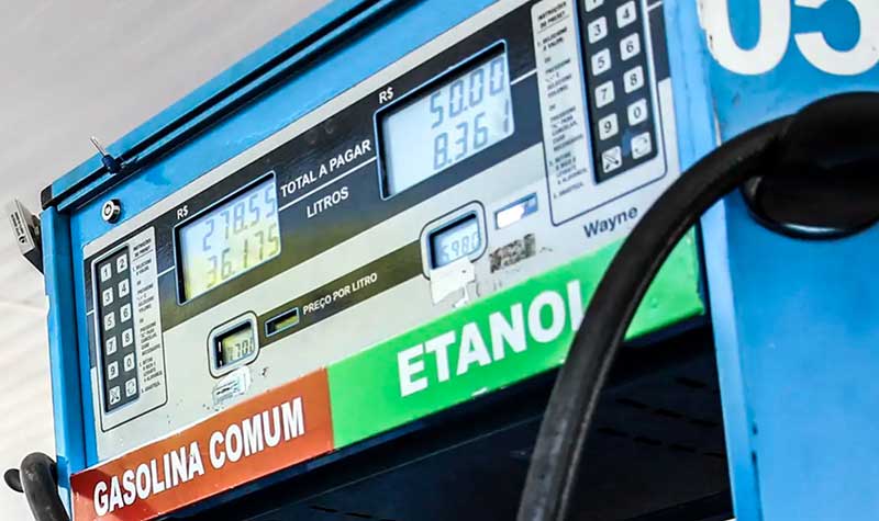 Gasolina e diesel tiveram altas menores que a média mundial.