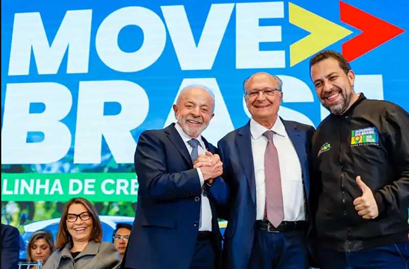 Guilherme Boulos não será candidato nas eleições de 2026. O atual ministro da Secretaria-Geral da Presidência optou por permanecer em seu cargo técnico no governo federal em vez de concorrer no próximo pleito.