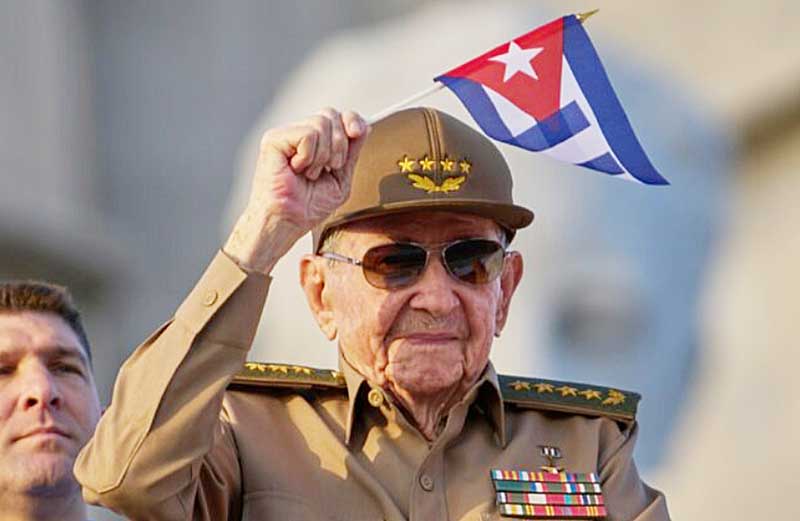 Os Estados Unidos indiciaram o ex-presidente cubano Raúl Castro por assassinato, pelo abate de dois aviões em 1996.