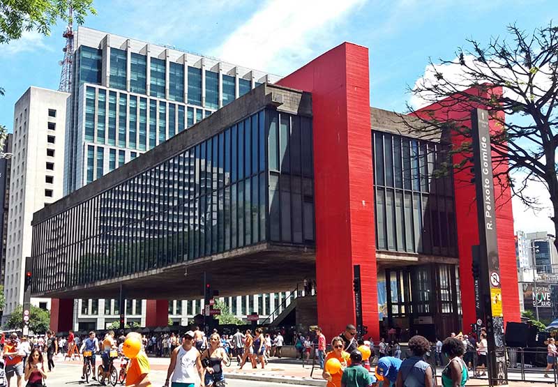 Museu na Avenida Paulista dobra área expositiva e atrai público recorde com mostras ecológicas, superando 2019 em 77%.