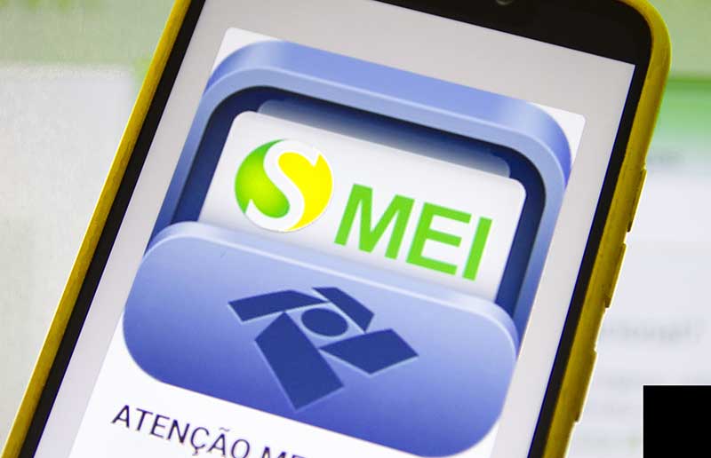 A entrega fora do prazo acarreta em multa.