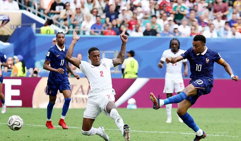 O confronto ocorreu no Hard Rock Stadium, em Miami. A partida registrou dez gols, anotados por seis atletas diferentes, e determinou as posições finais das duas seleções europeias no torneio da FIFA.