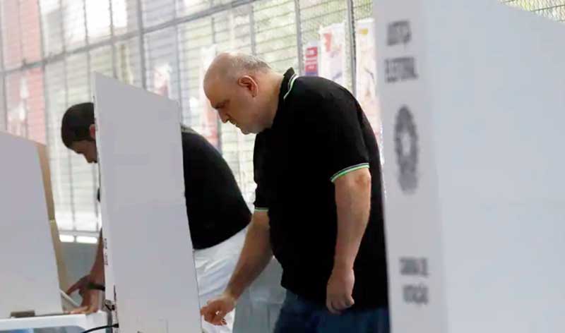 Primeiro turno será em 4 de outubro; eventual segundo turno, dia 25.