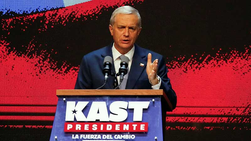 A eleição de José Antonio Kast no Chile aprofunda a polarização política regional, anima governos alinhados à direita e impõe um teste à convivência com administrações de esquerda na América Latina e com os Estados Unidos.