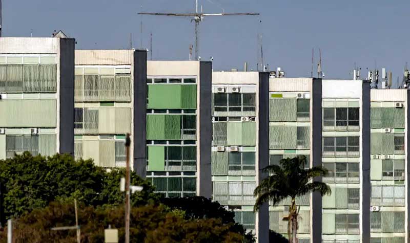 Precatórios cancelados e alta do petróleo reforçaram caixa da União.