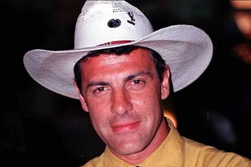 Ator paulista, conhecido por novelas da Globo, é internado com falência múltipla de órgãos e morre na noite de 23 de março, após mais de duas décadas de sequelas neurológicas.