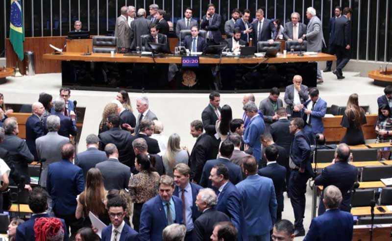 Deputados rejeitaram a maior parte das alterações feitas pelo Senado