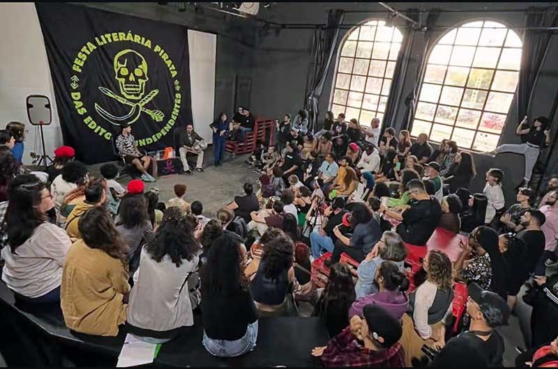 Edição de 2024 da Festa Literária Pirata das Editoras Independentes (Flipei) em São Paulo