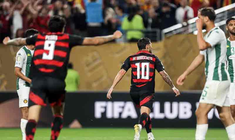 Com gols de Arrascaeta e Luiz Araújo, Rubro-Negro triunfa por 2 a 0