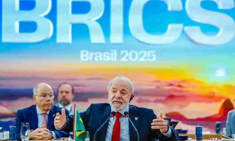 O presidente Lula afirma que a atitude de Israel e genocida.