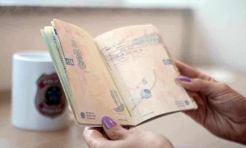 Dez mil alunos de outros países já receberam mensagens do governo.