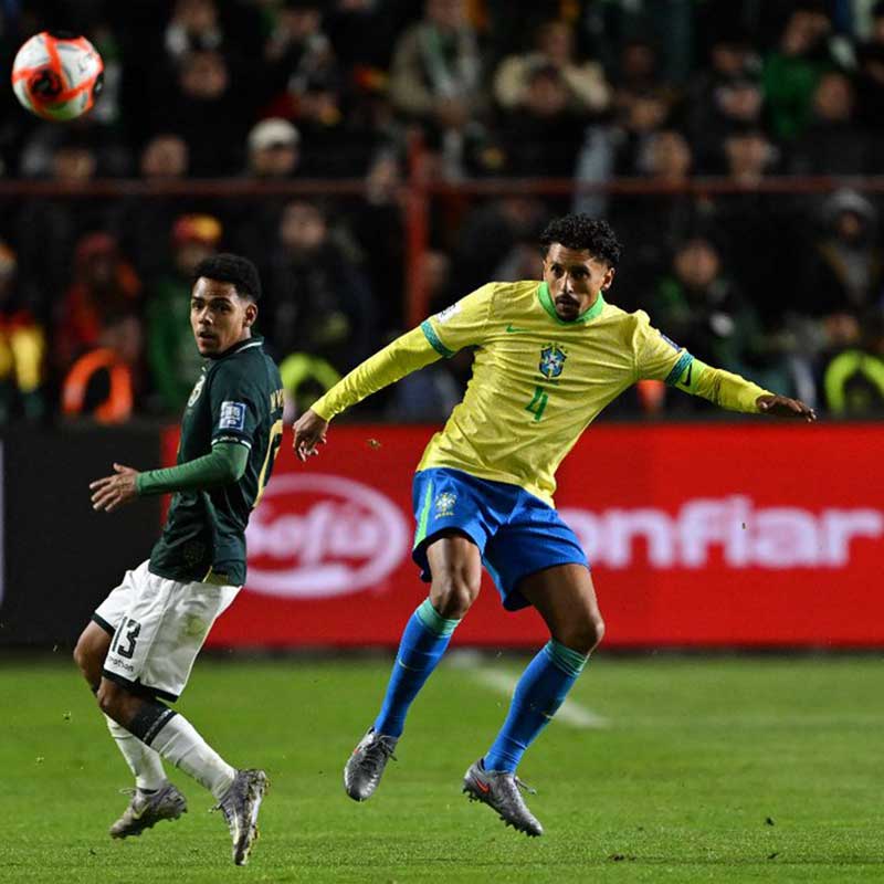 Seleção perde de 1 a 0 para bolivianos nos 4.150 metros de El Alto.