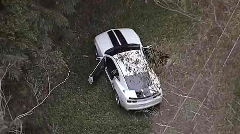 Troca de tiros entre criminosos e PMs mobiliza Estrada do Alvarenga; policial é atingido no colete à prova de balas e sobrevive