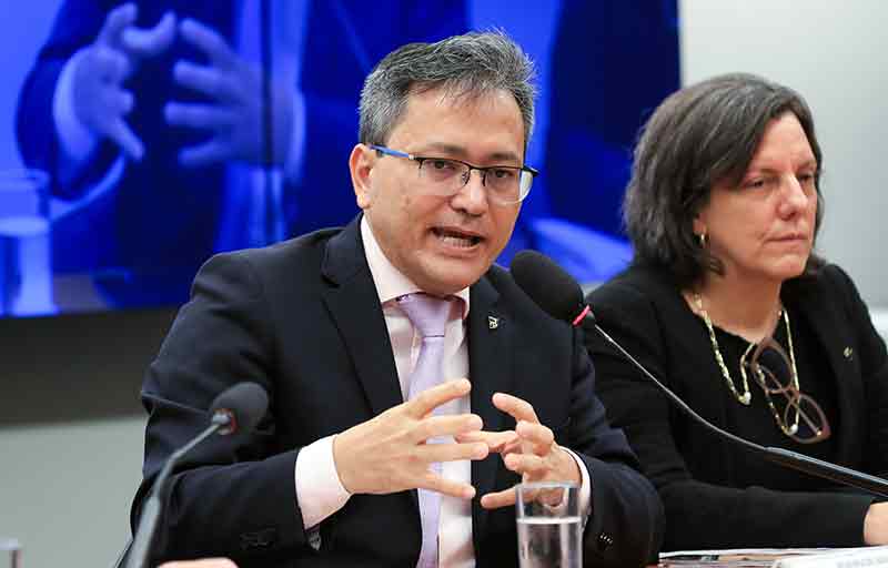 Secretário da Receita Federal, Robinson Barreirinhas, durante audiência pública na Comissão de Finanças e Tributação da Câmara
