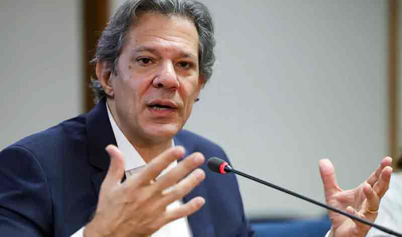 As medidas de compensação ao aumento do Imposto sobre Operações Financeiras (IOF) incluirão uma alíquota única de 17,5% de Imposto de Renda sobre os rendimentos de aplicações, 